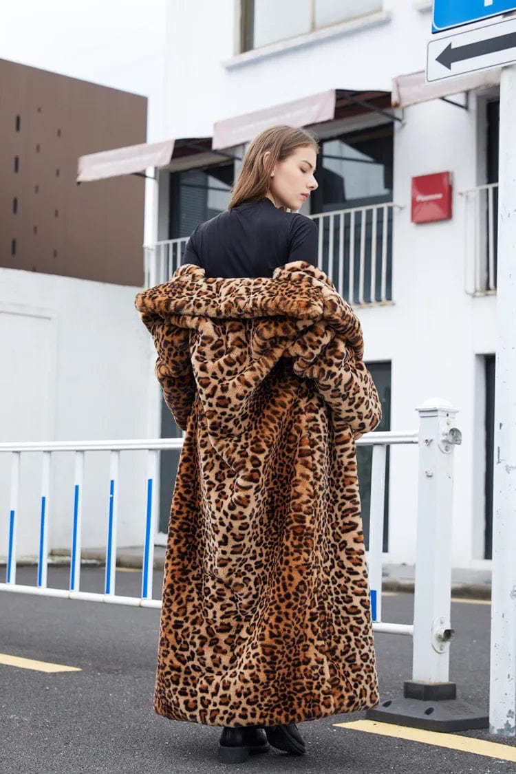 LEE - Leopardfrakke Lockere plysjakke esbjerg-modehus Coats & Jackets