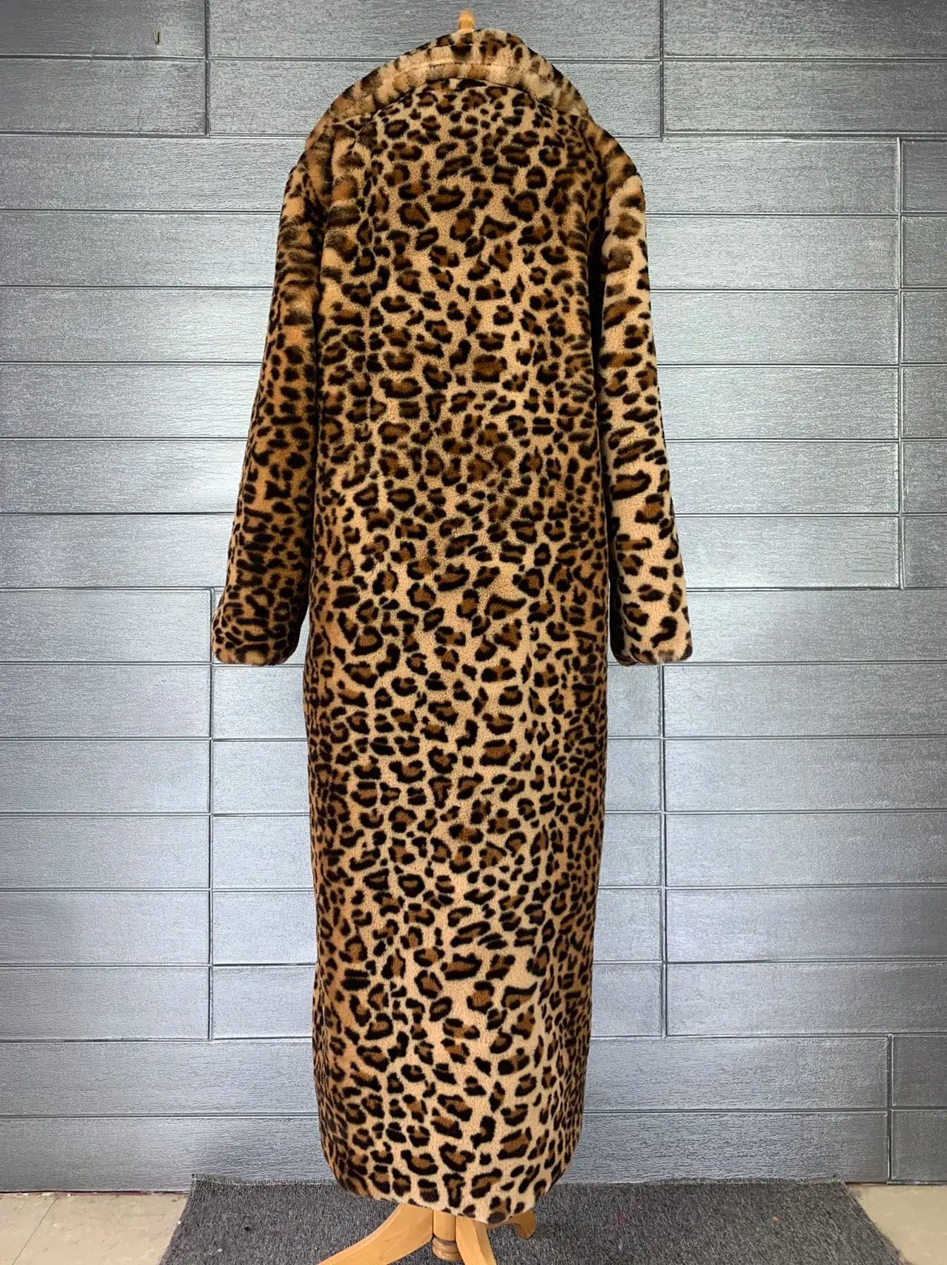 LEE - Leopardfrakke Lockere plysjakke esbjerg-modehus Coats & Jackets