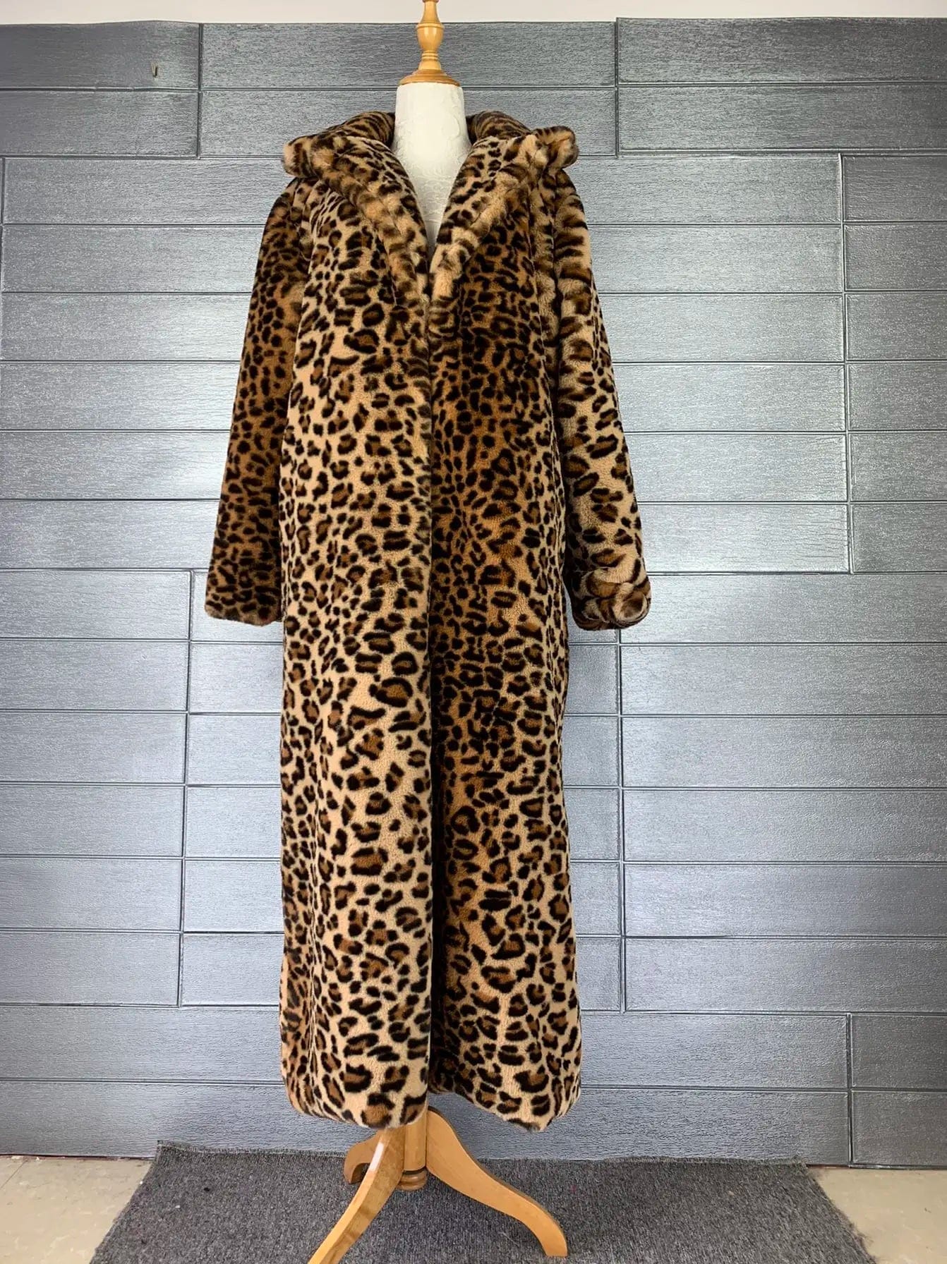 LEE - Leopardfrakke Lockere plysjakke esbjerg-modehus Coats & Jackets